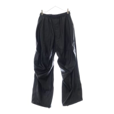 P-MARTY-LTHF フェイクレザー ルーズフィットカーゴパンツ ブラック A13902 Aランク