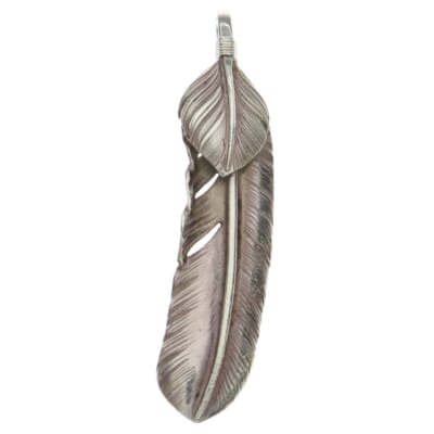 上銀特大フェザー 右向き ペンダントトップ シルバー Bランク