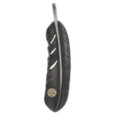 オールド メタル付き特大フェザー 右向き ペンダントトップ シルバー/ゴールド Bランク