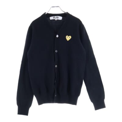 【極美品】 PLAY コムデギャルソン ベージュ カーディガン ハートロゴ COMME des GARCONS】PLAY ハートロゴ レディース カーディガン (COMME