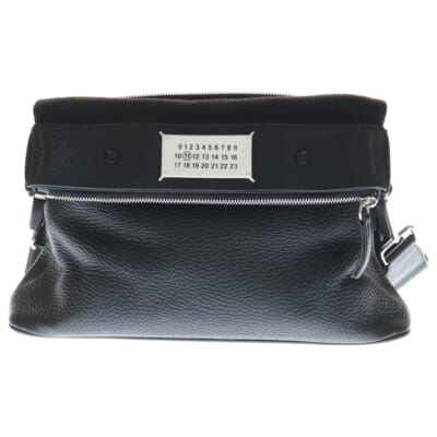 マルジェラ ショルダーバッグ ブラック レザー シルバー金具 Bランク