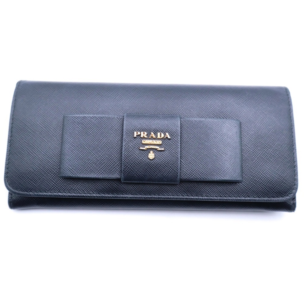 トライアングルロゴプレート サファイアーノ レザー ウォレット 1M1132 Bランク