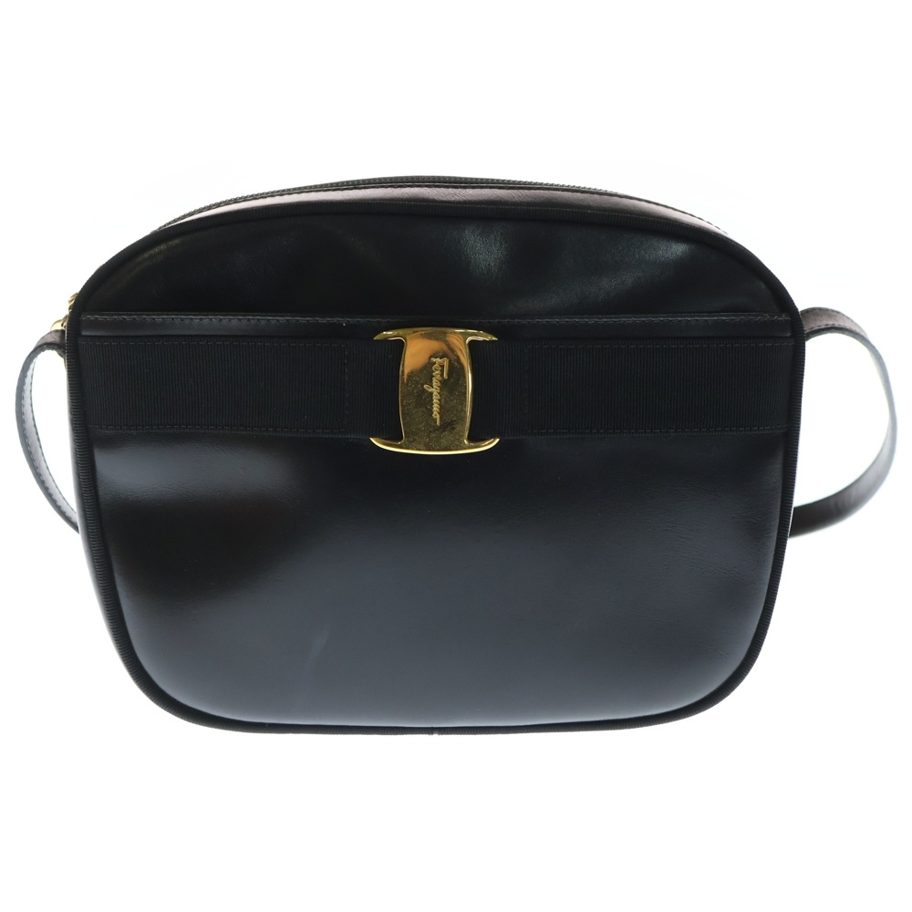 ヴァラ ショルダーバッグ 黒 レザー A214183 Bランク