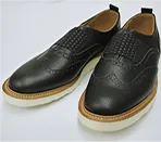 ウィングチップシューズ