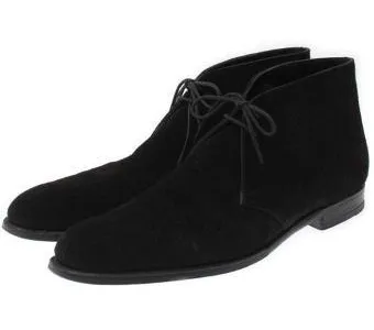 スウェードチャッカブーツ